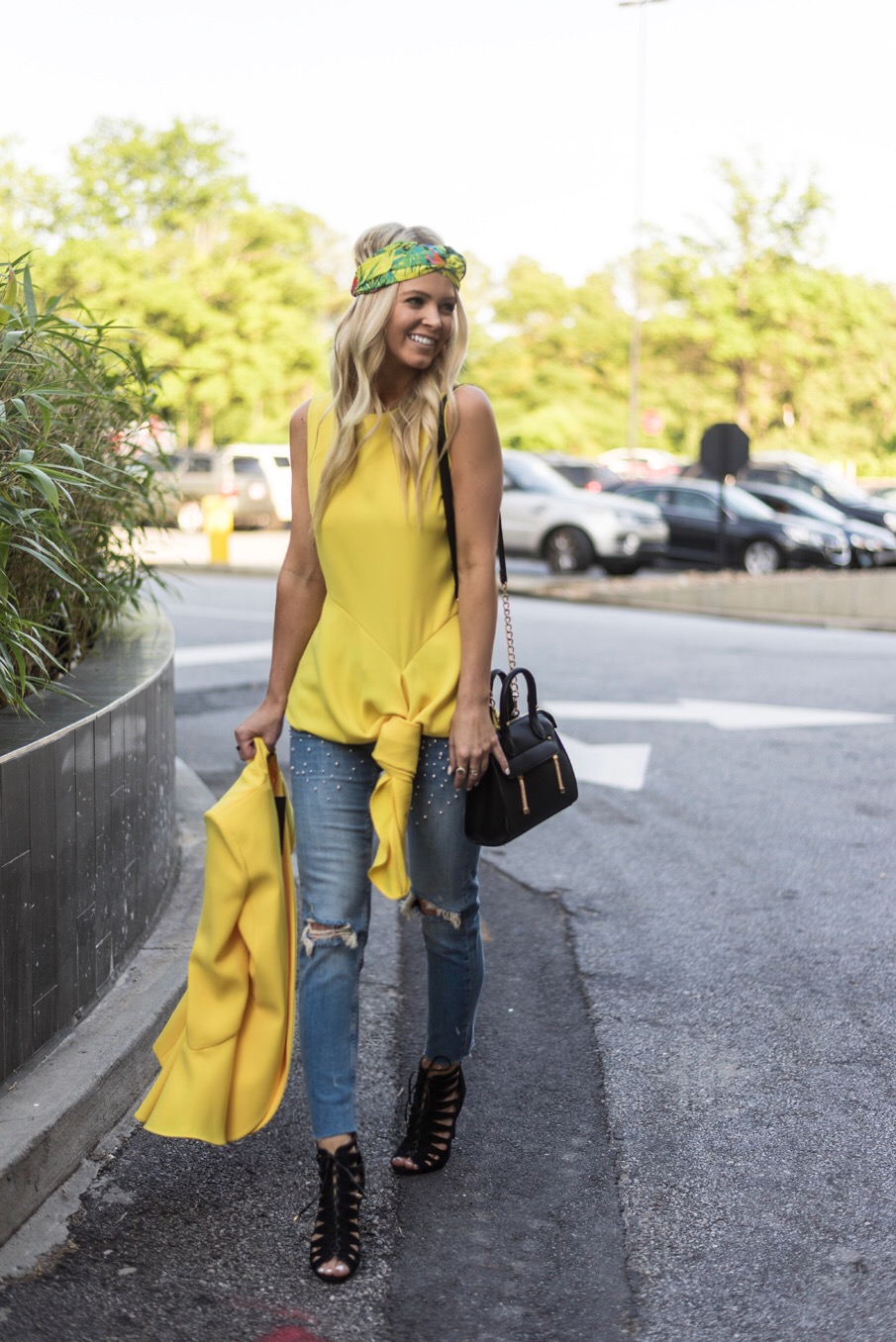 yellow blazer outfit 