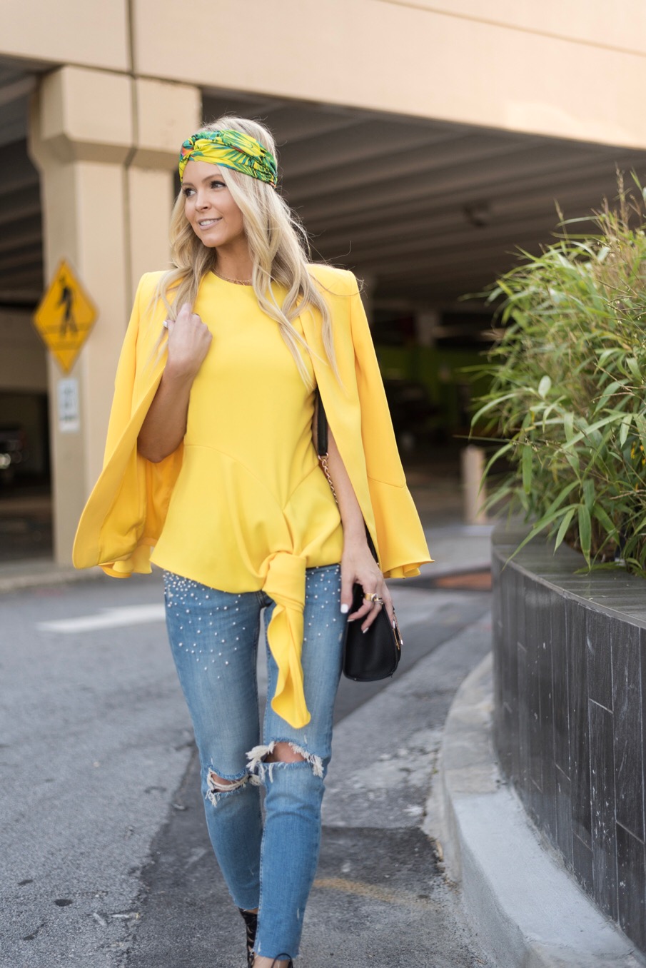 yellow blazer outfit 