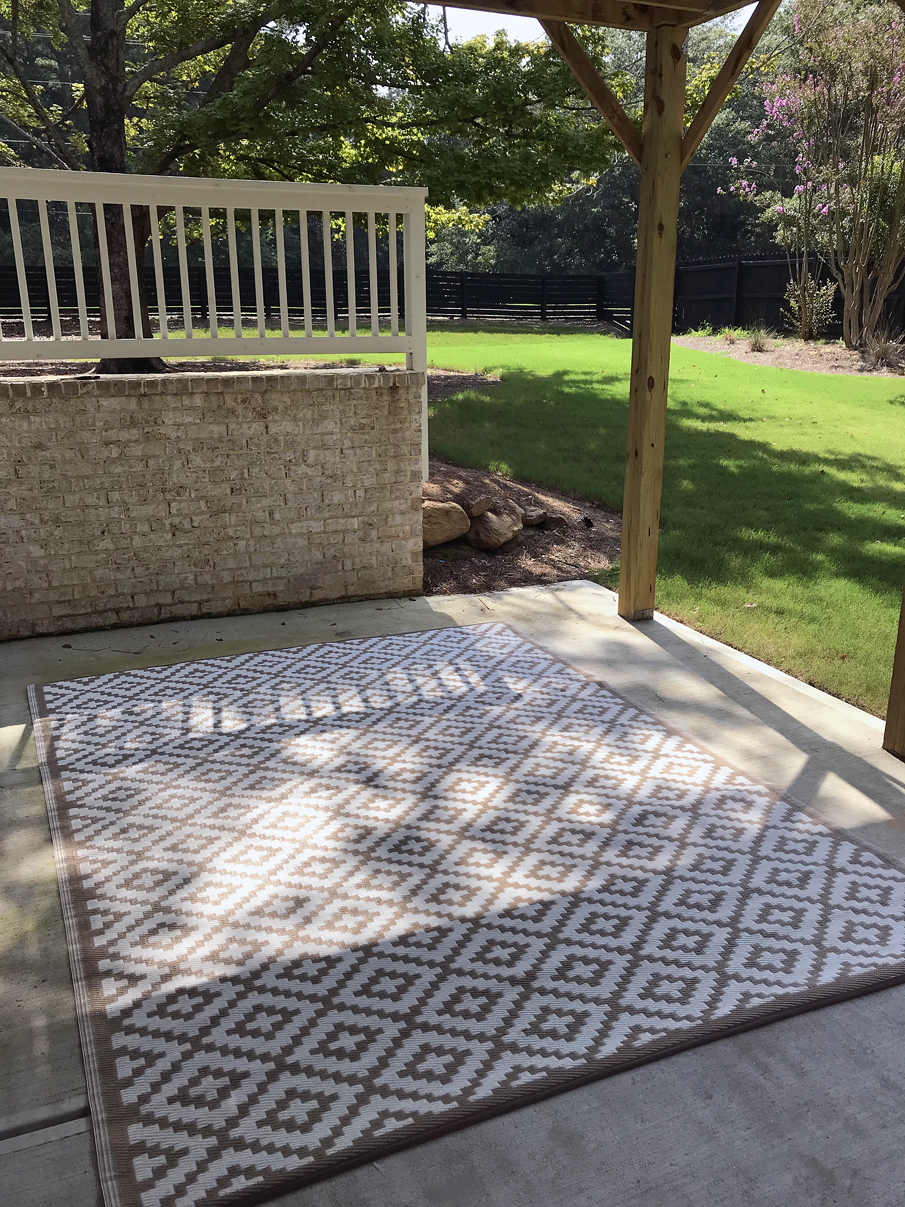 outdoor rug, patio rug, farmhouse style