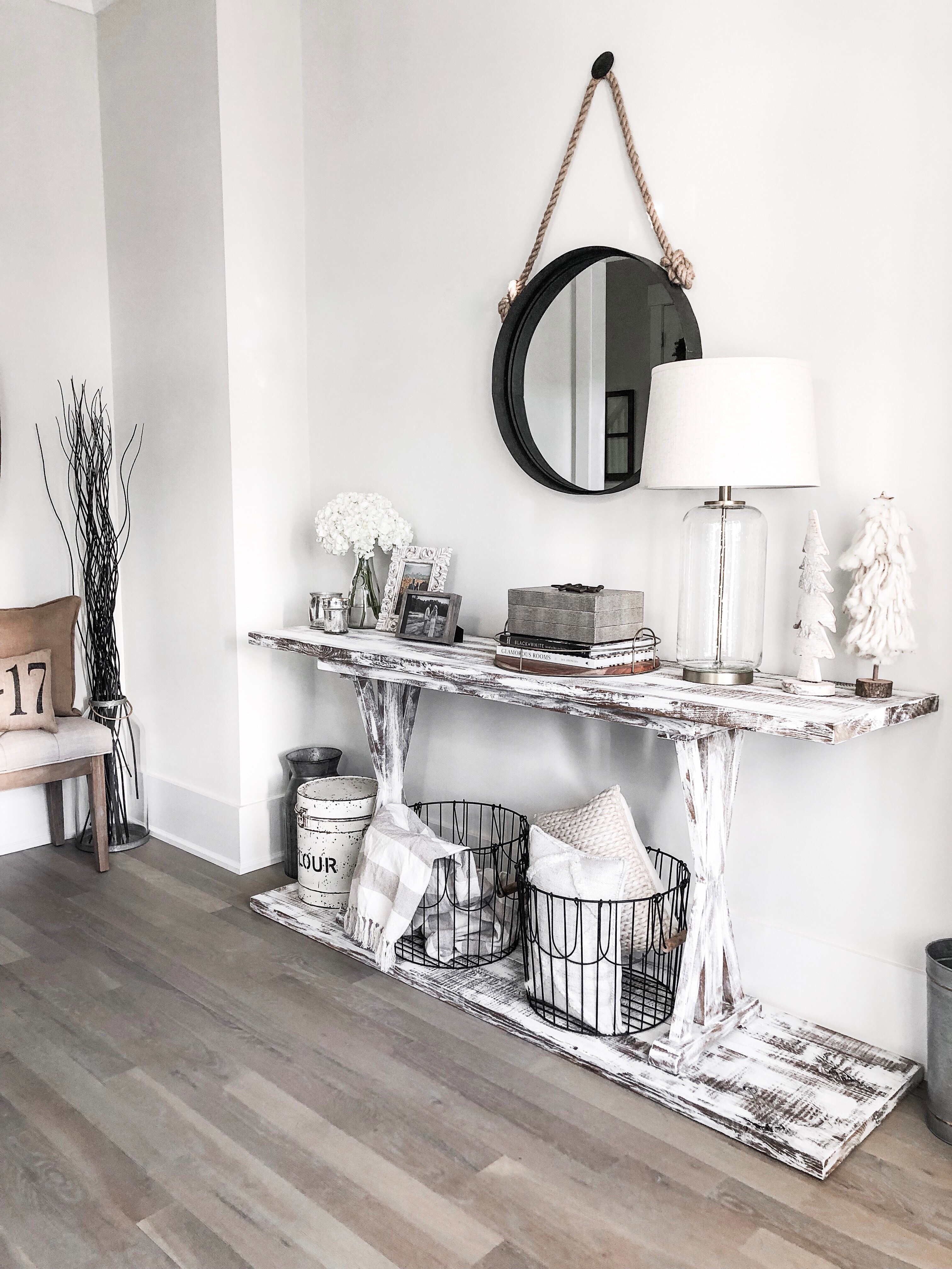 farmhouse entryway table, distressed wood table, furniture hack, farmhouse style, farmhouse table