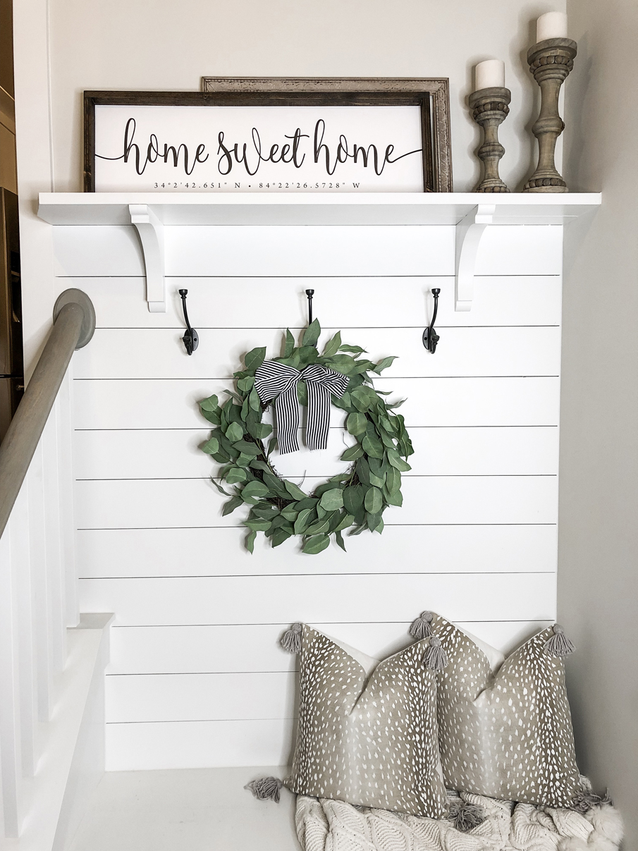 farmhouse mudroom, mudroom, entryway